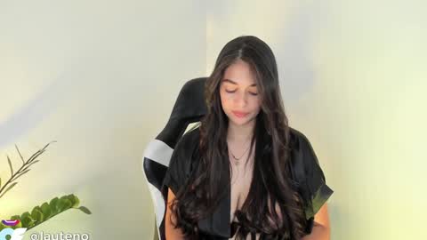 atena676 online show from December 23, 2024, 5:06 am