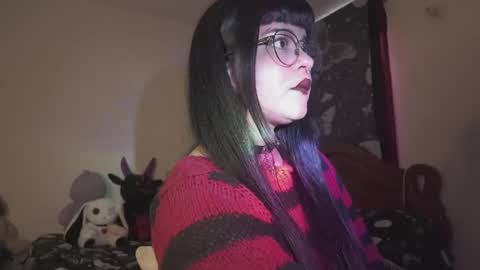 Atena online show from April 27, 2026, 8:18 pm