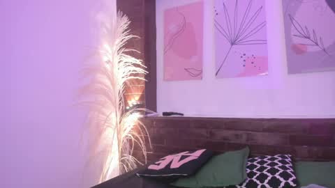 Snapshot of atenajb chatting on May 19, 2026, 3:24 am ATENA online show from May 19, 2026, 3:24 am