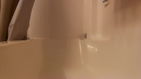 Snapshot of athandrew chatting on January 19, 2026, 1:20 am jonnyandrew online show from January 19, 2026, 1:20 am