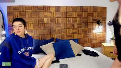 Snapshot of atheena__ chatting on May 1, 2026, 1:16 pm Athenea online show from May 1, 2026, 1:16 pm
