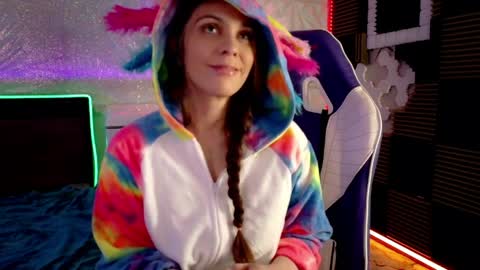 Snapshot of athenaautumn chatting on April 2, 2026, 2:31 am Athena Autumn online show from April 2, 2026, 2:31 am