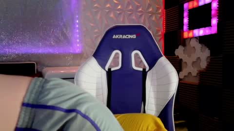 Snapshot of athenaautumn chatting on April 13, 2026, 2:17 am Athena Autumn online show from April 13, 2026, 2:17 am