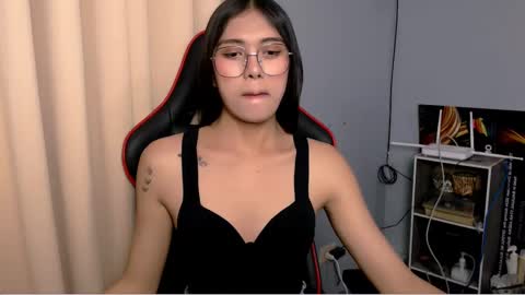 Snapshot of athenaheart chatting on February 9, 2025, 3:34 pm Ady online show from February 9, 2025, 3:34 pm