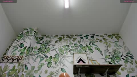 Atilana Diaz online show from February 21, 2025, 5:31 pm