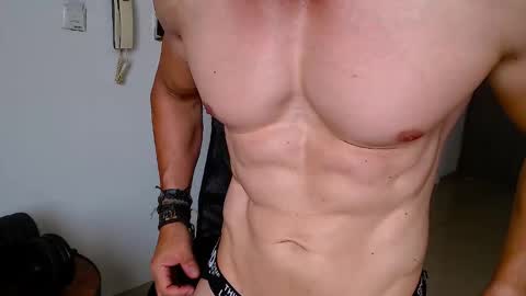 Snapshot of atleticomaduro chatting on October 16, 2025, 4:30 pm Antonio online show from October 16, 2025, 4:30 pm