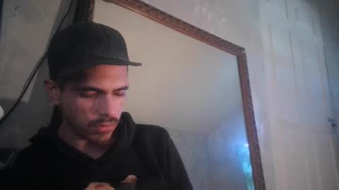 Snapshot of atmorin01 chatting on February 22, 2025, 12:05 am Atmarin199 aka Dre online show from February 22, 2025, 12:05 am