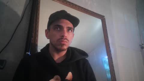 Snapshot of atmorin01 chatting on February 24, 2025, 6:04 pm Atmarin199 aka Dre online show from February 24, 2025, 6:04 pm