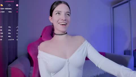 Snapshot of atomsyvuu chatting on May 29, 2026, 7:34 pm Tilda or Tilly online show from May 29, 2026, 7:34 pm