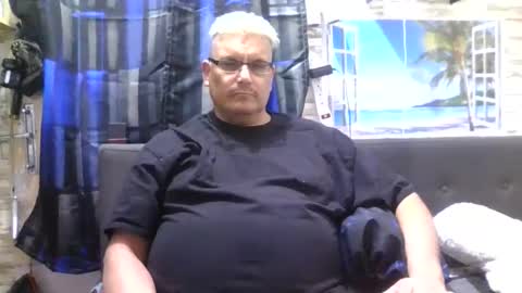 A online show from December 27, 2024, 10:12 am