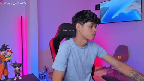 Snapshot of atreus_oficial chatting on December 18, 2024, 5:15 am Atreus online show from December 18, 2024, 5:15 am