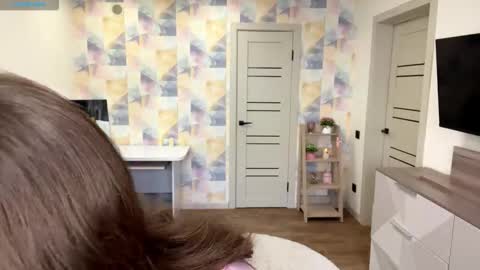 Jolyn online show from February 11, 2026, 6:07 am