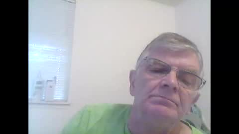 audiseattle123 online show from November 4, 2025, 7:24 pm