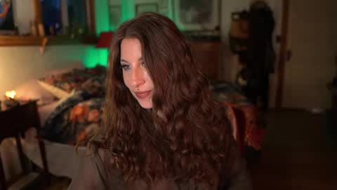 Snapshot of audrey_ chatting on June 2, 2026, 3:52 am Audrey online show from June 2, 2026, 3:52 am