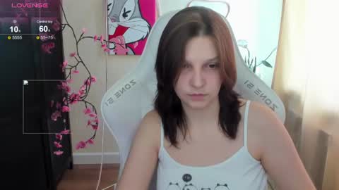 Snapshot of audreyykim chatting on July 6, 2026, 8:11 am Audrey online show from July 6, 2026, 8:11 am