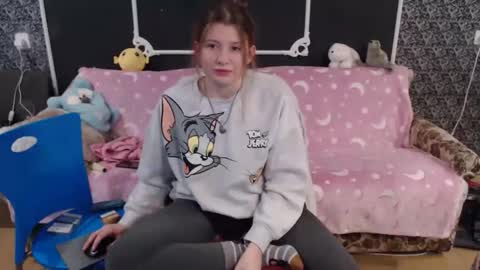 Verona nika online show from December 1, 2025, 9:58 am