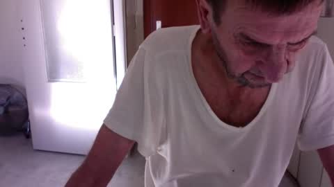 auguste688483 online show from February 5, 2026, 9:03 am