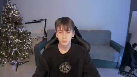 Snapshot of auracrye chatting on January 2, 2025, 9:07 pm auracrye online show from January 2, 2025, 9:07 pm