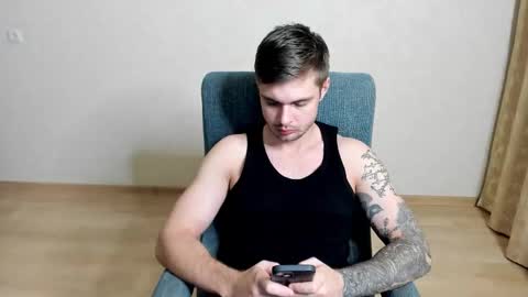 Snapshot of aurelius_x1 chatting on February 15, 2026, 10:39 pm Maks online show from February 15, 2026, 10:39 pm