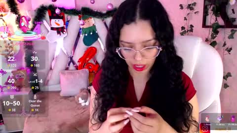 Aurora online show from December 22, 2025, 12:18 am