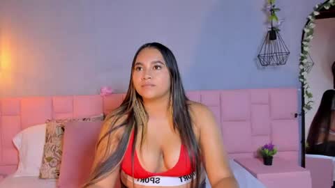 Snapshot of aurora_flame_ chatting on June 4, 2026, 2:34 pm Aurora online show from June 4, 2026, 2:34 pm