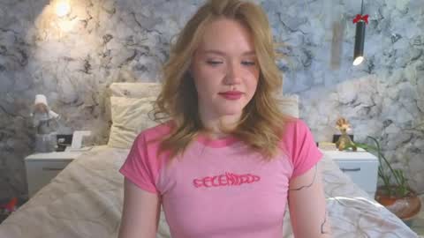 Kate online show from May 5, 2026, 1:13 am