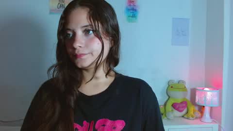 Snapshot of aurora_lenovic chatting on December 4, 2024, 4:16 pm aurora_lenovic online show from December 4, 2024, 4:16 pm
