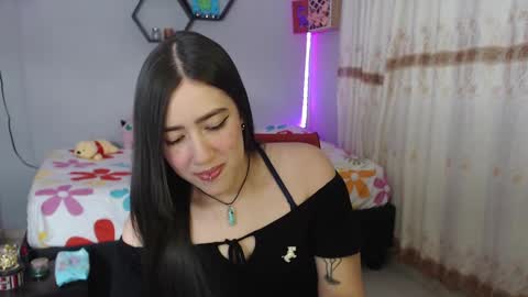 Snapshot of aurora_shy_ chatting on January 16, 2025, 3:56 am Aurora online show from January 16, 2025, 3:56 am