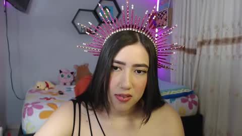 Snapshot of aurora_shy_ chatting on February 20, 2025, 11:21 pm Aurora online show from February 20, 2025, 11:21 pm