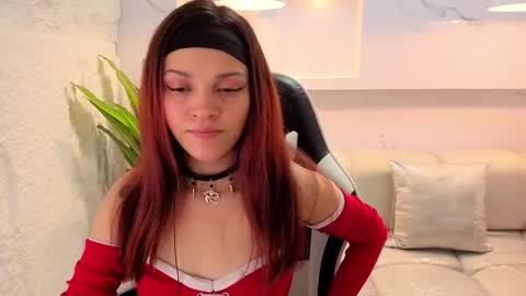 AURORA  online show from February 4, 2026, 2:06 am