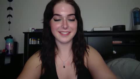 Snapshot of auroralightz1 chatting on October 1, 2025, 1:33 am auroralightz1 online show from October 1, 2025, 1:33 am