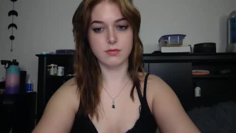 Snapshot of auroralightz1 chatting on November 11, 2025, 4:34 am auroralightz1 online show from November 11, 2025, 4:34 am