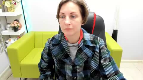 Aurora online show from December 27, 2024, 1:43 am