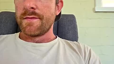 aussie_dadbod101 online show from October 15, 2025, 12:00 am