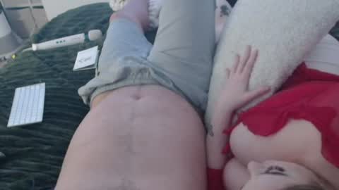 aussiecouple101798558 online show from June 27, 2026, 9:53 pm