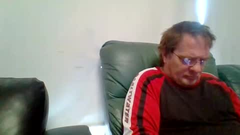 aussieguy8469 online show from November 3, 2025, 10:53 pm