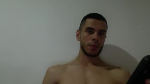 Snapshot of austin0613 chatting on April 13, 2026, 2:28 am austin0613 online show from April 13, 2026, 2:28 am
