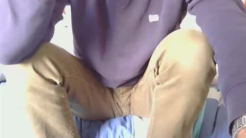 Snapshot of austin24100 chatting on November 20, 2025, 11:43 am Austin online show from November 20, 2025, 11:43 am