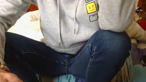 Snapshot of austin24100 chatting on December 4, 2025, 11:30 am Austin online show from December 4, 2025, 11:30 am