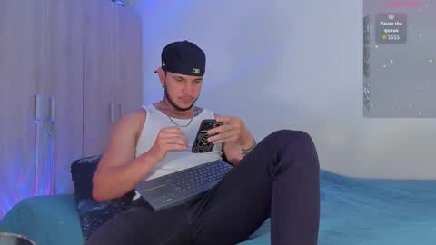 A online show from November 20, 2025, 8:41 pm