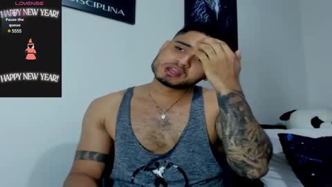 AustinTorres  online show from February 13, 2025, 2:56 am