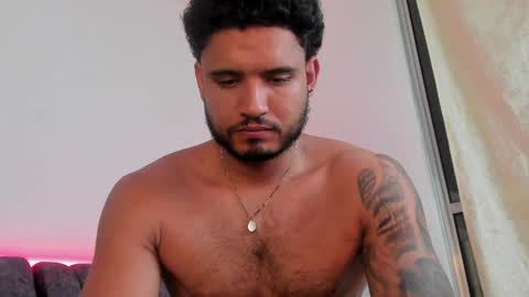 AustinTorres  online show from April 9, 2026, 6:19 am