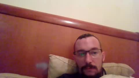 Snapshot of author980 chatting on September 10, 2025, 11:32 am author980 online show from September 10, 2025, 11:32 am