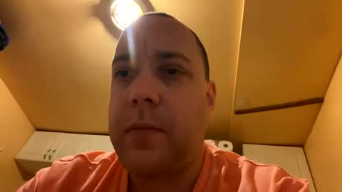 Snapshot of auz1812 chatting on December 18, 2024, 8:31 am Auz online show from December 18, 2024, 8:31 am