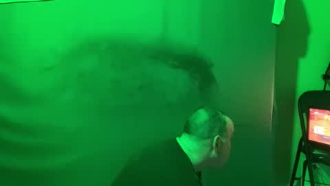 Snapshot of auz1812 chatting on November 6, 2025, 4:35 am Auz online show from November 6, 2025, 4:35 am