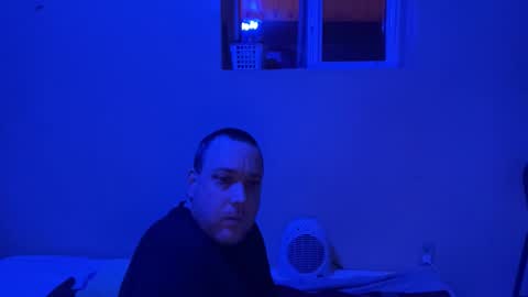 Snapshot of auz1812 chatting on November 29, 2025, 11:35 am Auz online show from November 29, 2025, 11:35 am