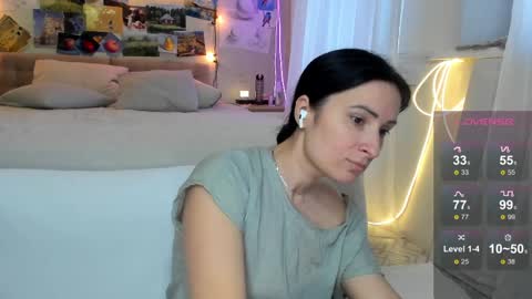 Snapshot of ava_athena chatting on May 4, 2026, 5:25 am Ava online show from May 4, 2026, 5:25 am