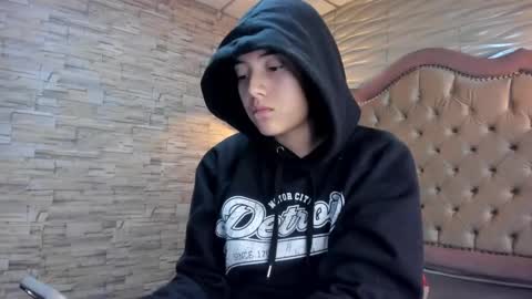              online show from February 4, 2025, 2:17 am