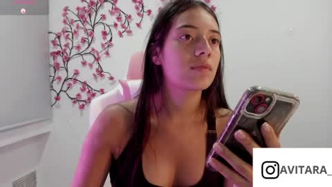 Snapshot of ava_broown chatting on May 8, 2026, 2:28 am online show from May 8, 2026, 2:28 am