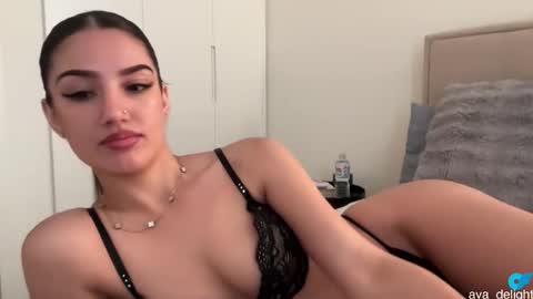 Snapshot of ava_delightt chatting on October 4, 2025, 12:41 am Ava online show from October 4, 2025, 12:41 am